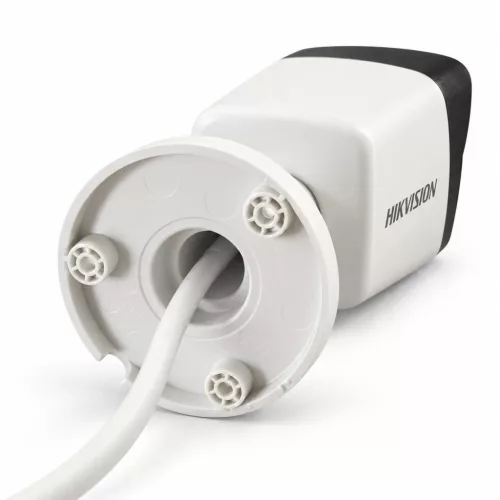 Hikvision 7 biztonsági kamerás IP kamera rendszer 4MP